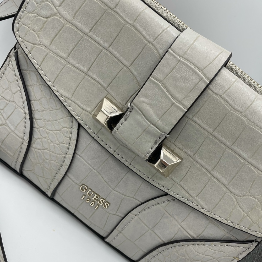 GUESS ISLINGTON Croc Crossbody, Handbag Grey NEW